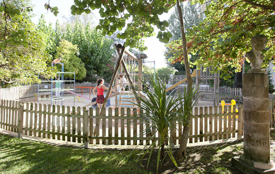 exotic gardens at hotel bahia de alcudia